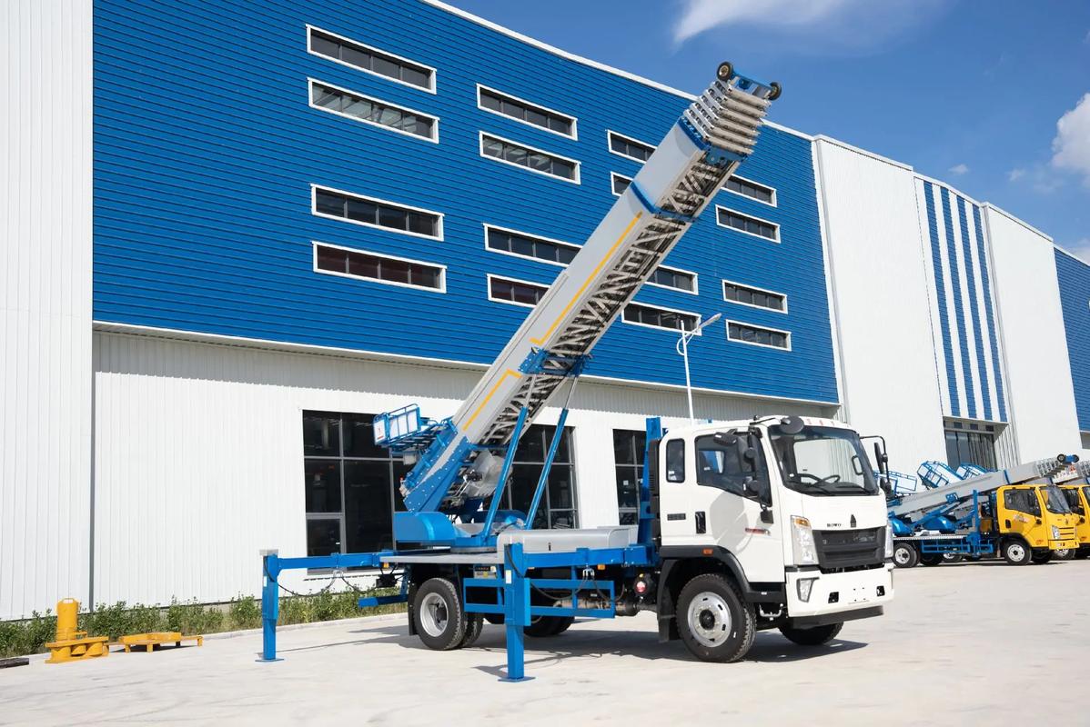 宁陵小型云梯车上料车租赁多少钱