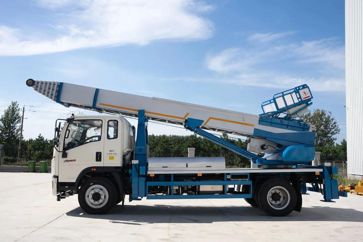 宁陵云梯上料车租赁费用