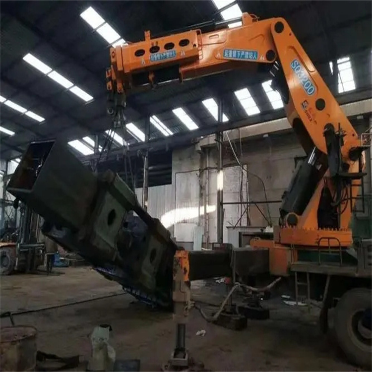 宁陵130吨折臂吊车出租吊机租赁附近电话